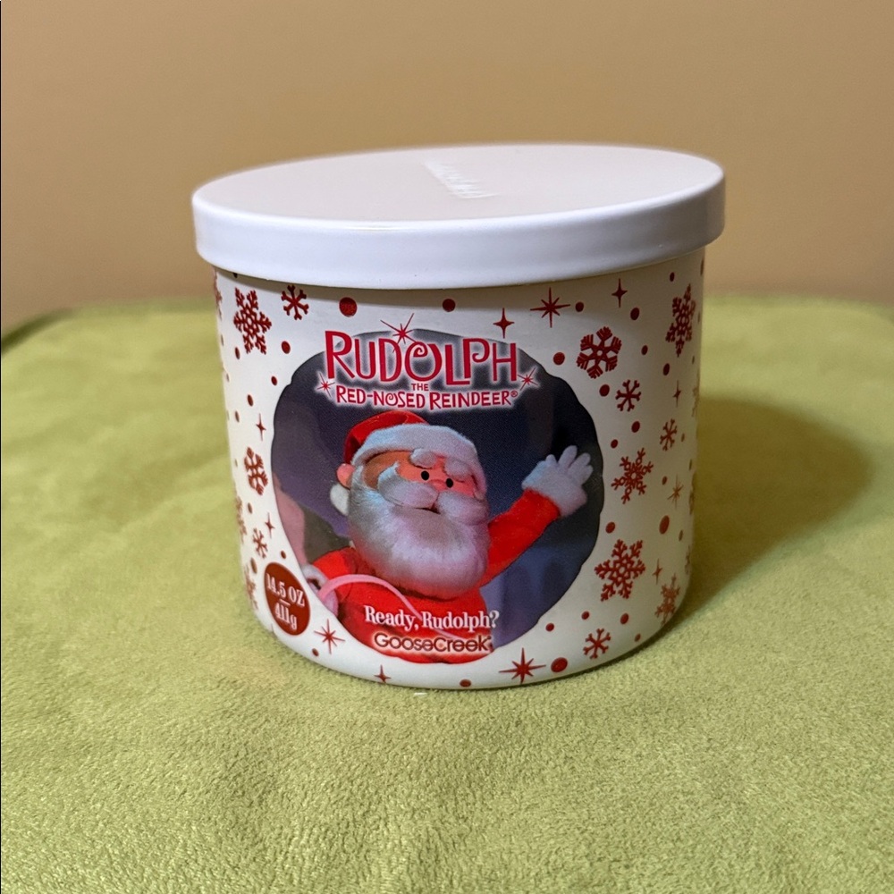 GooseCreek Rudolph The Red-Nosed Reindeer Ready, Rudolph? Candle - Picture 5 of 9